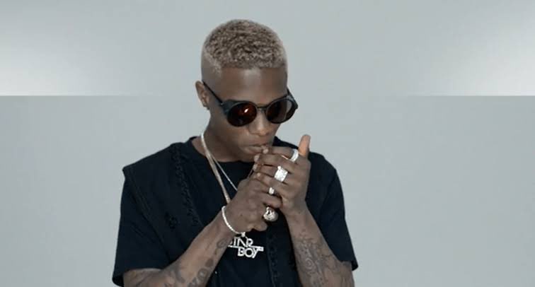 yobrxxzy's tweet photo. Wizkid’s “Come Closer” ft. Drake re-enter Global Shazam chart at #186 (RE). https://t.co/M7OC46vpiX