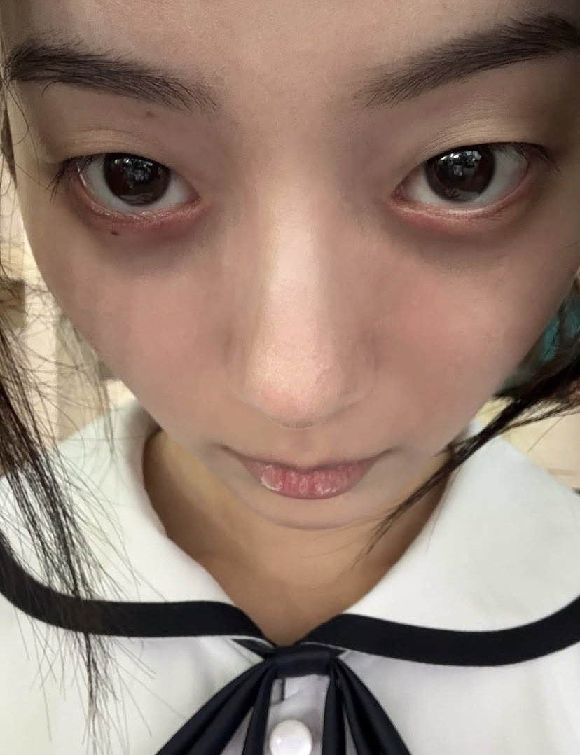 YERIM1706's tweet photo. chaeeun (oh yunjin) milih ok jinwook (cho inbeom) sebagai pemeran favorit dia di #TeachYouALesson 🥹

bahkan chaeeun sampai follow jinwook di instagram dan di follback sm jinwooknya🤩

tapi sepemahanmku saat liat interview, chaeeun memang blm nonton tyal sampai selesai dan baru mulai eps 3. berharap chaeeun jinwook bisa fotbar ihihihi kayaknya lucu adek yunjin korban ini dilindungi sm kakak jago macem inbeom🤩☝🏻