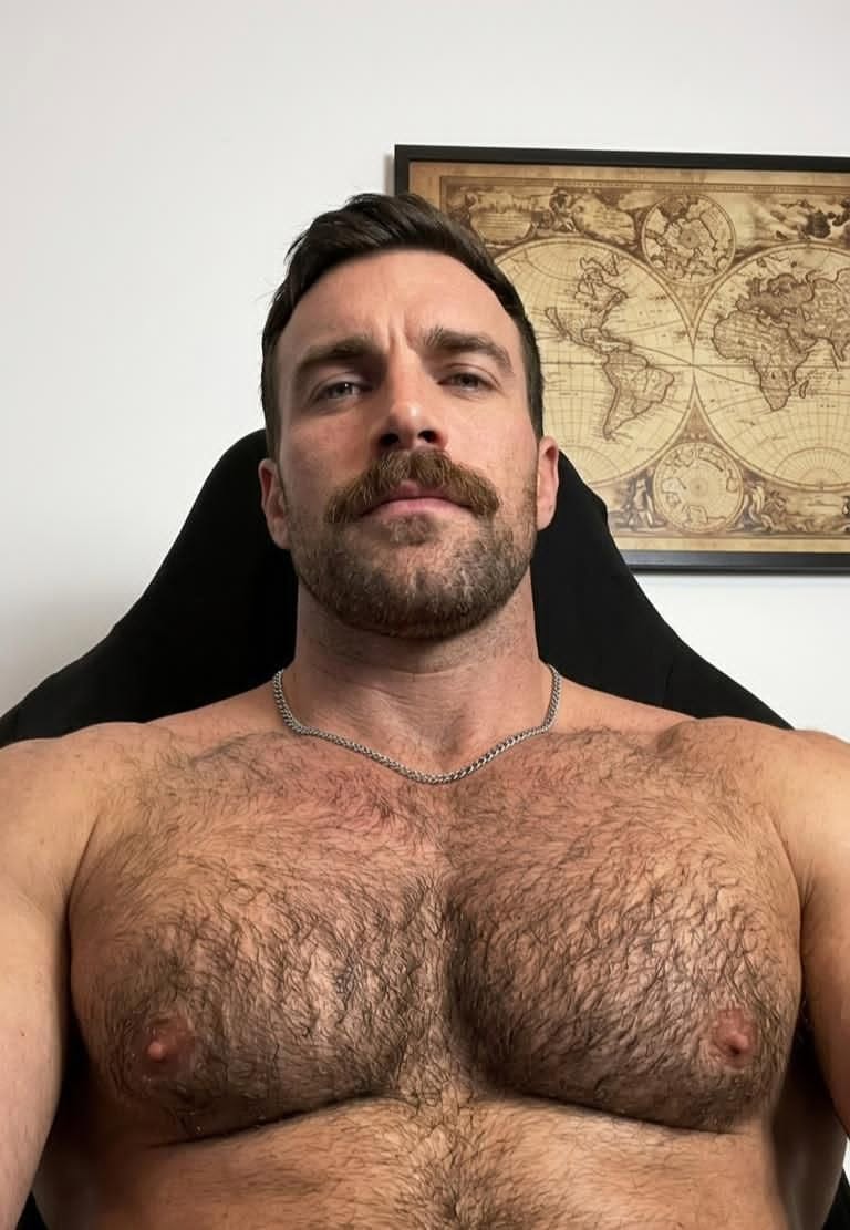 contesdegays35's tweet photo. #hairychest #men #hairy #hairymen #poilu https://t.co/F18qecAkm9