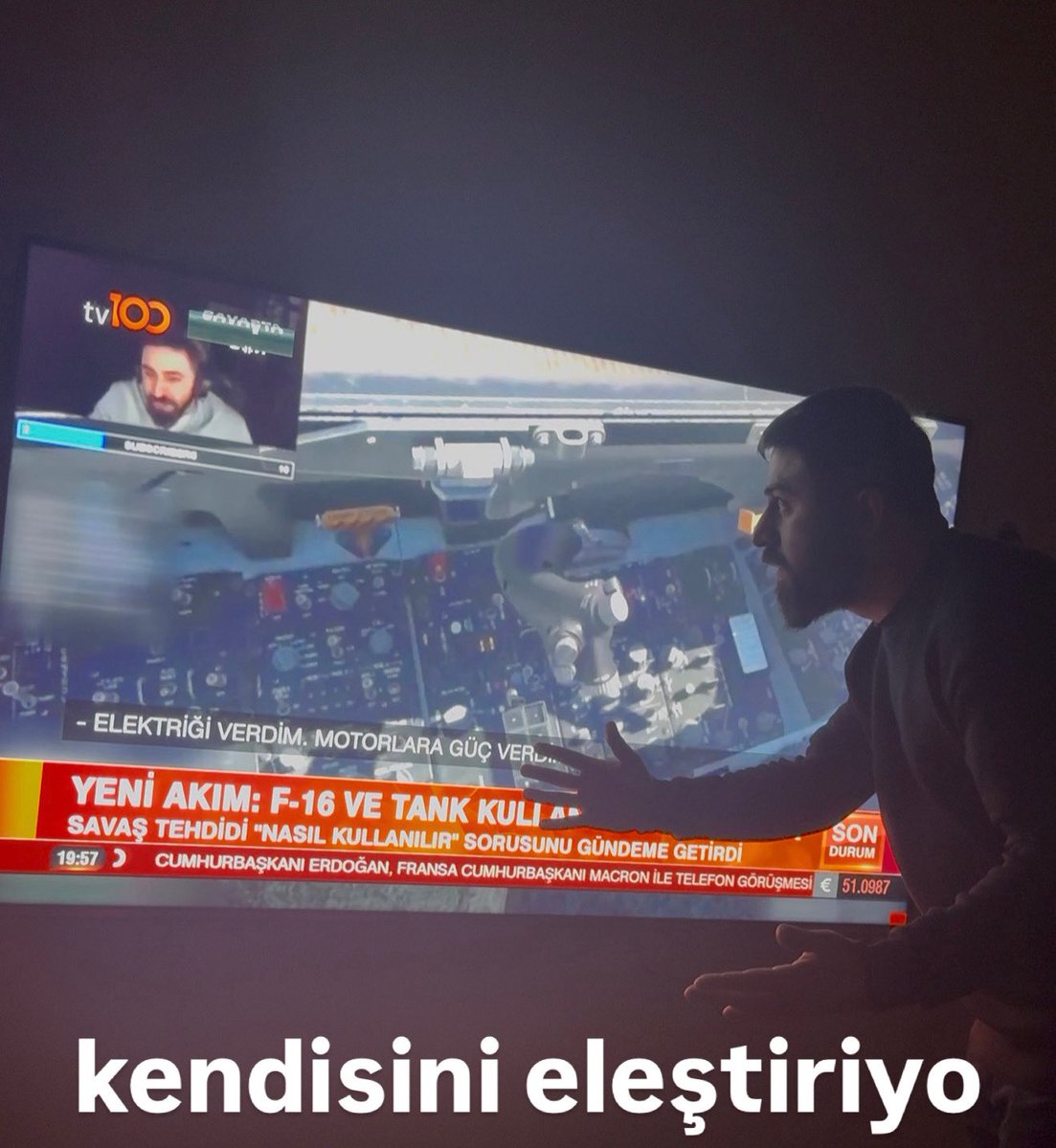 logaritmalog's tweet photo. @ernyzzy Mert hoca https://t.co/su9d0gYQ3h