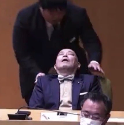 se131jp's tweet photo. @hezuruy 奈良から日本へずまさんと居眠り逆ギレ爺さん、
どちらが正しいかはこの画像を見ても明らかですよ。 https://t.co/LfnvozV3oF