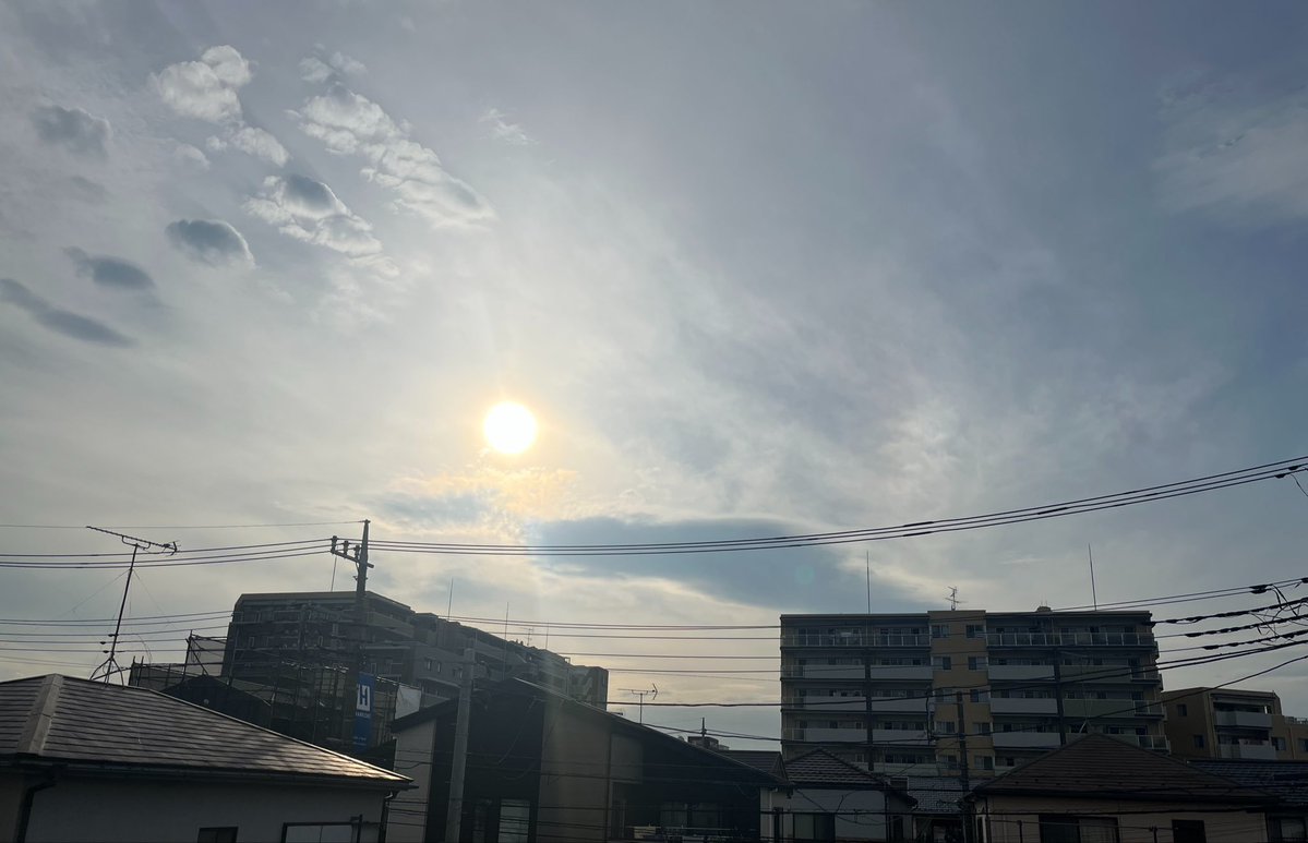 sentaro_sp's tweet photo. 出産、夫に立会いしてもらって本当によかったな　この壮絶な体験を共有できて一緒に乗り越えられて、二人にとって大事な大事な宝物ができた　今日のことは一生忘れないと思う　明日から母子同室がんばろう https://t.co/DQ47qUQqCu