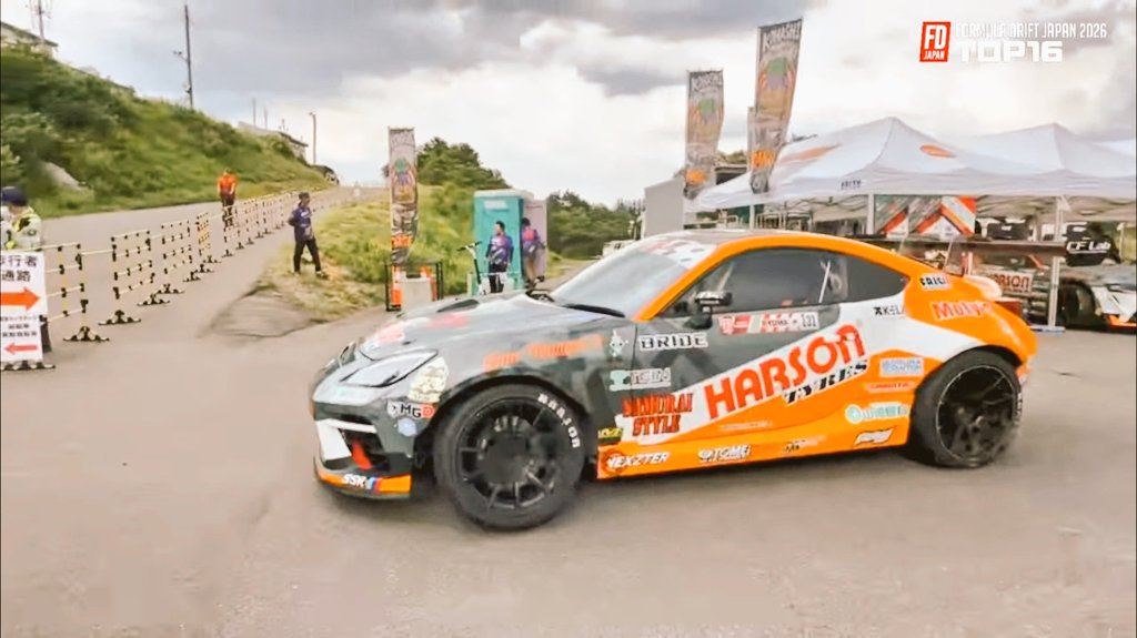 SS23812435's tweet photo. 今日の一枚
エビスでキレキレのドリフトりゅーまくんその3
#FDJAPAN #チームオレンジ #WIZ #MAMBA #ssrwheels #TEIN #HARSONTIRES #山崎眼科 #Motys #SAMURAISTYLE #ebisucircuit https://t.co/kIU49Txi6w