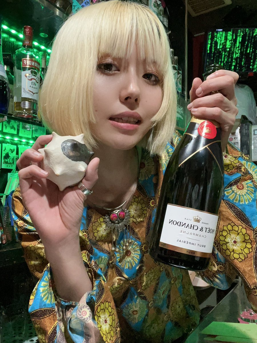 bar_chinchiro's tweet photo. 🧠🧠BARちんちろりんオープン🧠🧠

オーラス　けし

また新しい週が始まりました。
月曜日から楽しみましょう。
朝までけしがちんちろにいます。 https://t.co/ConOWxBIp1