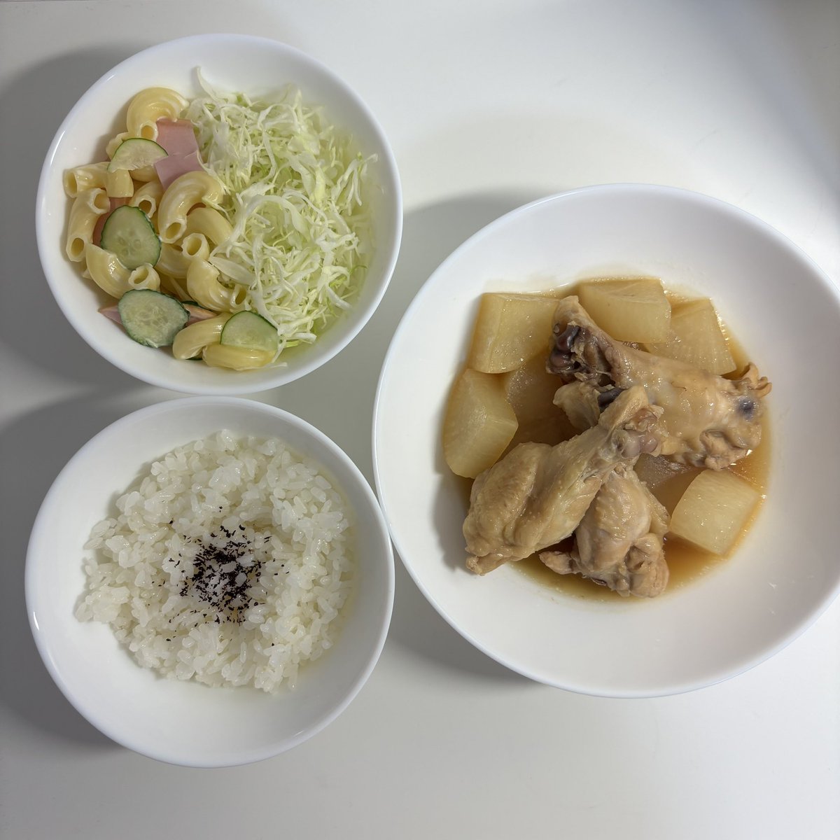mgmg___24's tweet photo. 手羽元と大根のうま煮 https://t.co/L8HmkL9JH7