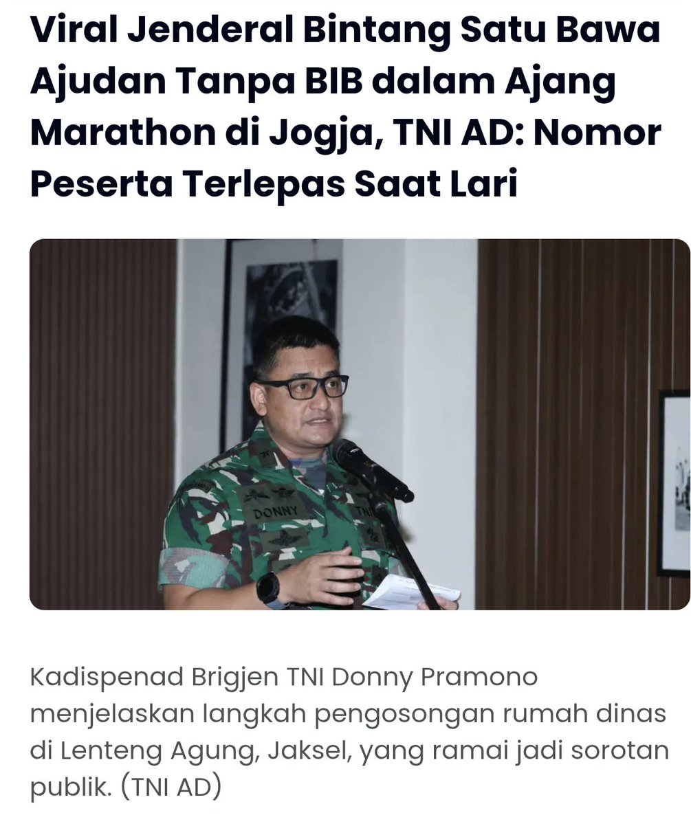 pedas__manis's tweet photo. "Nomor BIB terlepas" 🤣

Trus kenapa nomor BIB pengawalnya tiba2 dipake sama komandannya. Dan nomor BIB komandan dipake oleh istrinya? 

Susah banget yee mengakui kesalahan dan minta maaf, pasti ada aja alesannya biar terlihat benar. https://t.co/8xjyc4XacN