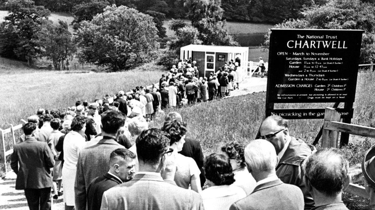katieculture's tweet photo. Today marks 60 years since @ChartwellNT, the home of Winston and Clementine Churchill, first opened to the public. 🎉 https://t.co/H8EBydB3W4