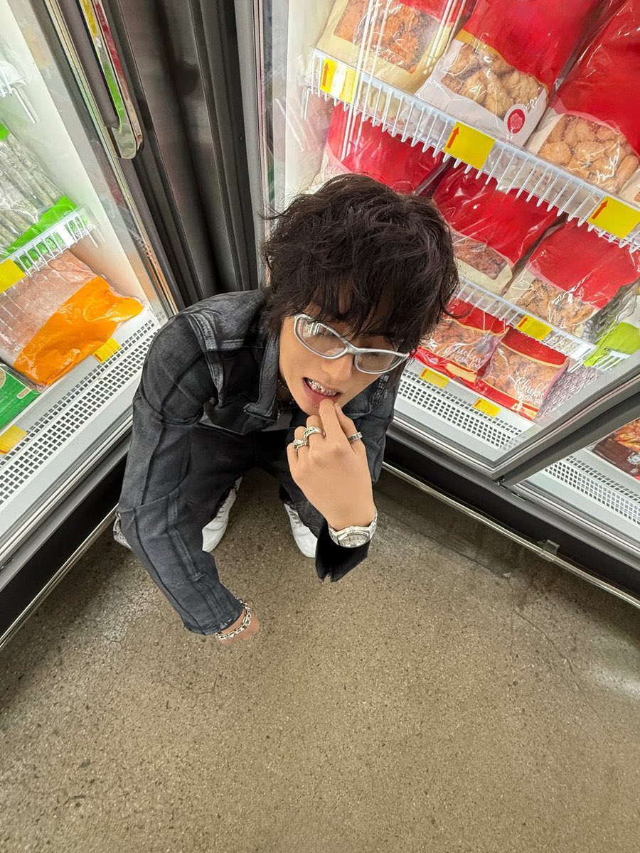 FranceHaruto's tweet photo. 🔹| 📷 | PHOTOS

Photos de Haruto pour la sortie de « N A L L Y - N A » postée sur Instagram !🤎

©️: https://t.co/I9T2MYZoMM
__

#HARUTO #하루토 #渡辺春虎 #ハルト #温斗 #TREASURE #TREASURE_LOVE_PULSE #TREASURE_NEW_WAV #IF_I https://t.co/wJu6bgKL3g