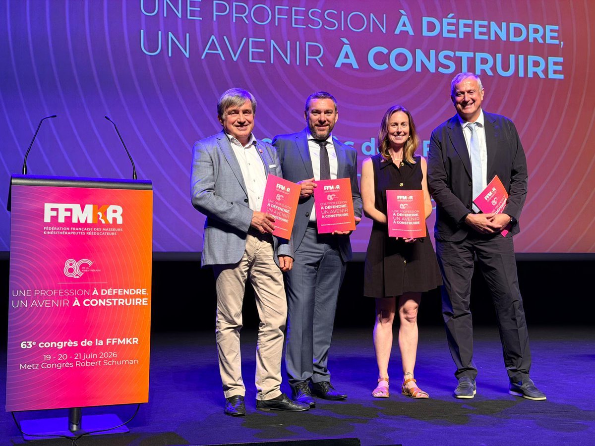 PhilippeBesset's tweet photo. Cette semaine, j'étais à Metz pour le congrès de la @_FFMKR. L'occasion d'intervenir sur les enjeux communs à nos professions libérales de #santé.

Ces rencontres interprofessionnelles sont essentielles. C'est en travaillant ensemble, en nous comprenant mieux, que nous pourrons construire un système de santé plus efficace et plus proche des patients.

@DenisRaynal, @sarahdegio et @SbastienGUERAR2 super team 👍😉