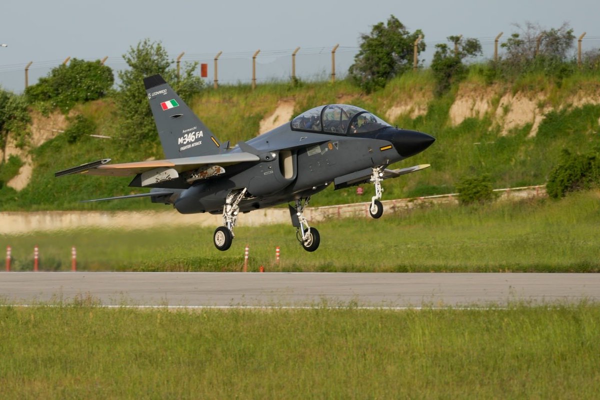 Leonardo_live's tweet photo. 🔴#LDO_PR #Leonardo and @BaykarTech set a major milestone for advanced Crewed/UnCrrewed capability development with successful first K-SWARM live trials. https://t.co/WKZtLHugbM https://t.co/uomPsBc46N