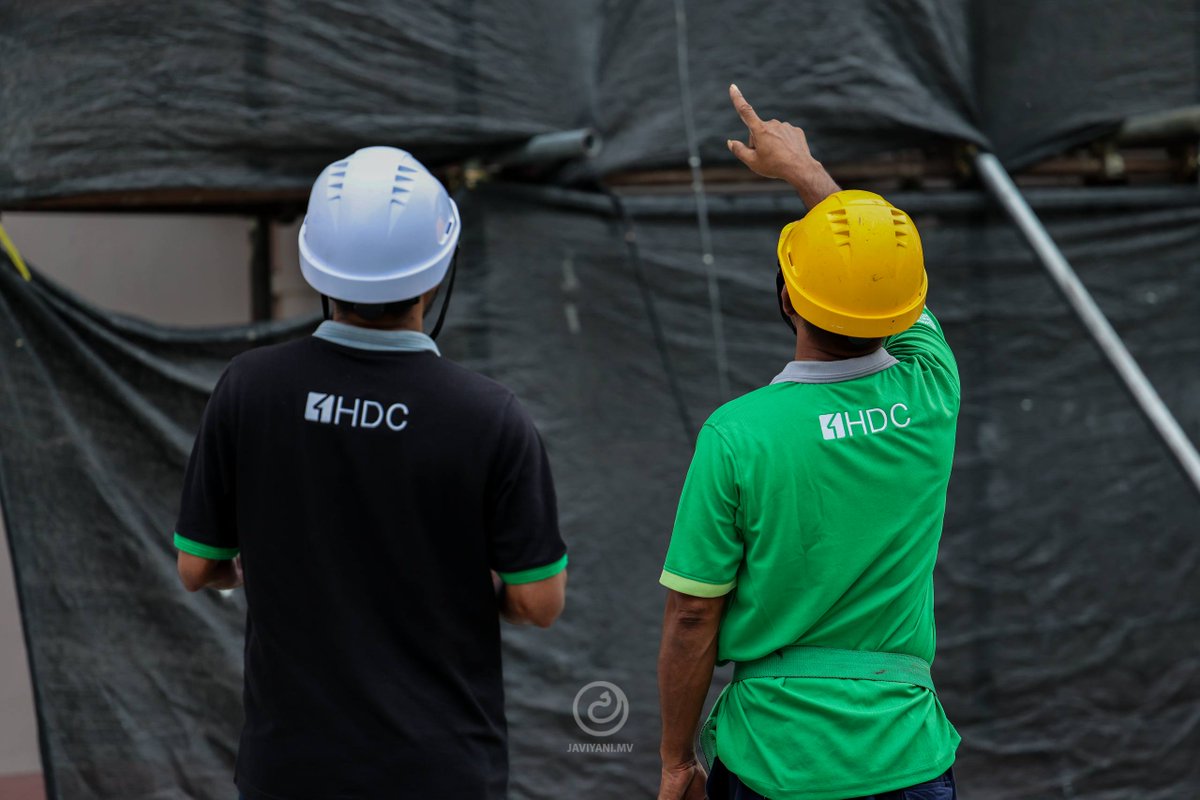 Javiyani_MV's tweet photo. InPictures: Phase 1 ge flat thah maraamaathu kurumuge masakkaiy baarudhuveleegai! | @hdcmaldives @MyHulhumalemv 

More photos: https://t.co/YdSf7CLPmg https://t.co/ltRy4L51wK