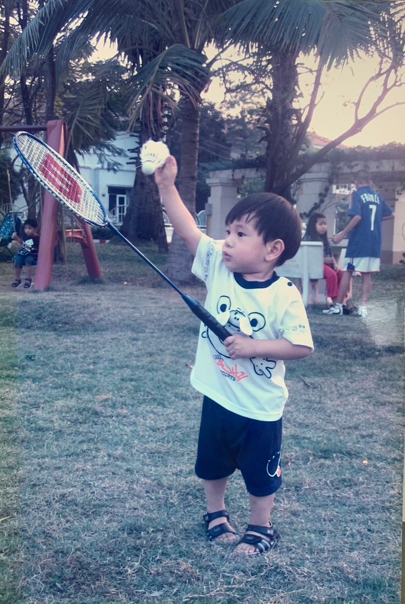 PinkGlitters_'s tweet photo. อยากมีลูกแบบภูวินทร์จัง ตอนเด็ก ๆ ก็น่ารักจิ้มลิ้มเลี้ยงง่าย โตมาก็ทั้งหล่อทั้งสวยครบจบในคนเดียว แถมขยัน มีวินัยปั้นหุ่น หุ่นดีมาก ได้เป็นมาม๊าเด็กแบบนี้ภูมิใจตายเลย https://t.co/fVbO3Qv4ug