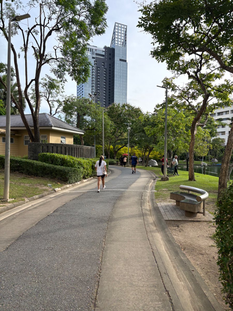 Thawar2Ipc7's tweet photo. อากาศดี 🍀🌿 https://t.co/0aBBJcSow2