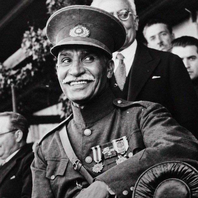 niko123niki's tweet photo. زنده‌ایم تنها برای آنکه گیریم انتقام
از عبادارانِ بی‌وجدان ما در هر مقام
از سپاهی‌هایِ جانی که نمودند قتل‌عام
از بسیجی‌هایِ ساندیس‌خور بگیریم تا آرام

#جاویدشاه 👑👑👑
#KingRezaPahlaviForIran 🩵🩵🩵
#پاينده_ایران 
💚
🤍
❤️ https://t.co/9iYMZXQm85