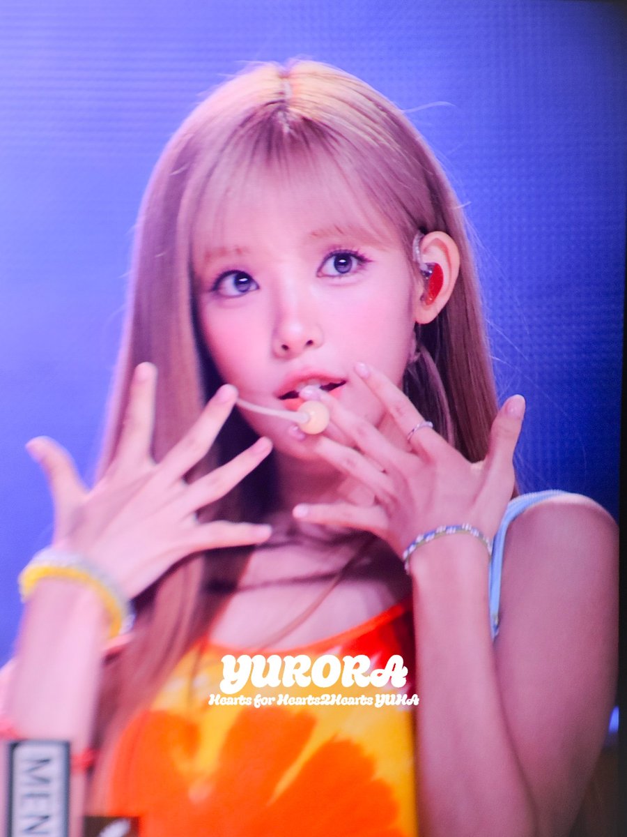 Yurora_0412's tweet photo. 260622 Lemon Tang Showcase 
🍋🐰

#YUHA #유하 #ユハ #柳河岚
#Hearts2Hearts #하츠투하츠 #H2H https://t.co/ZdiLBixBph