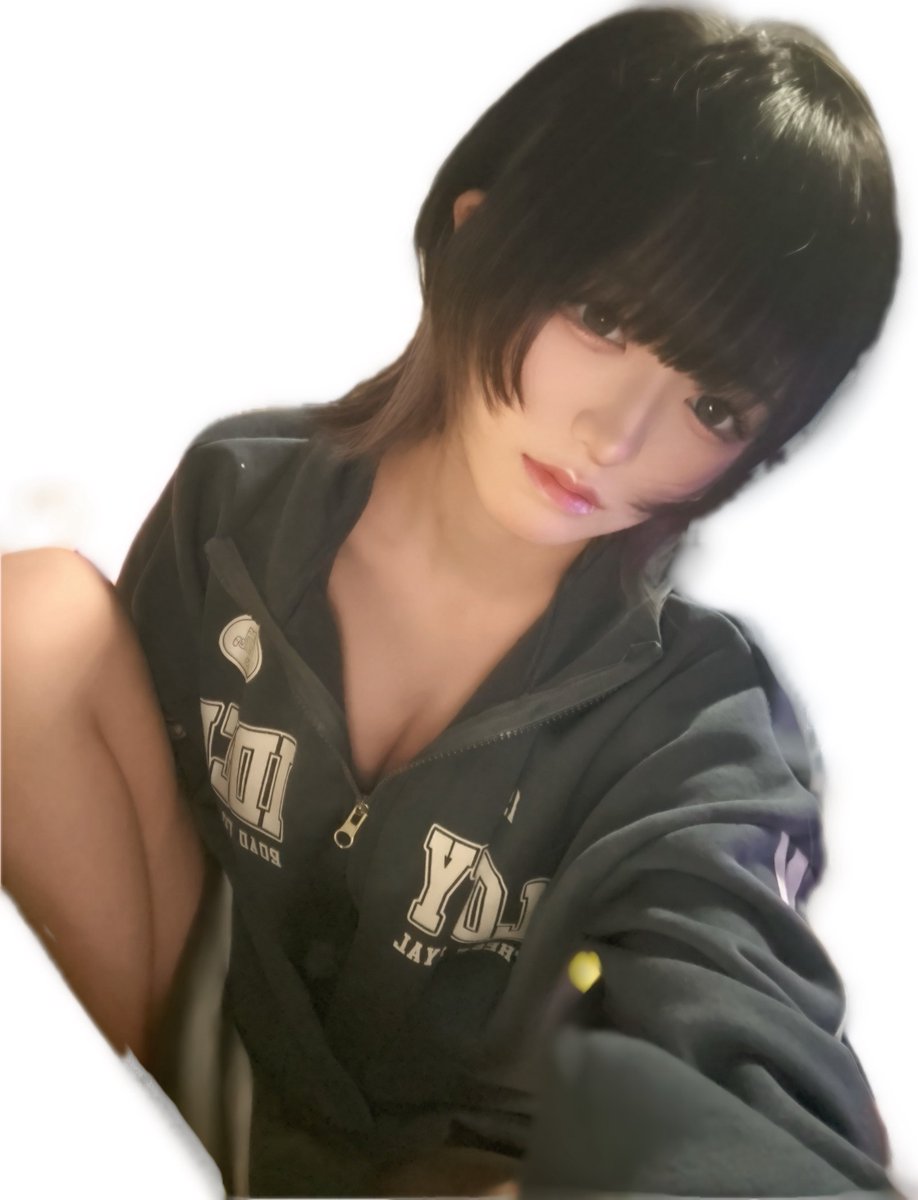 Cc4Lh's tweet photo. これは3ヶ月前背景消したらコラ https://t.co/TW9Psj9bXI