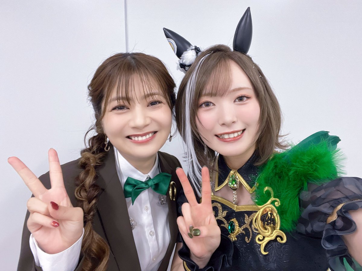 yui_kanari's tweet photo. 📸お写真撮れたみなさまと！③✨

ジェンティルドンナ役　芹澤優さん
フェノーメノ役　日比優理香さん
実況役　明坂聡美さん
 
 #ウマ娘7th東京D2 https://t.co/aSuu9KRaOW