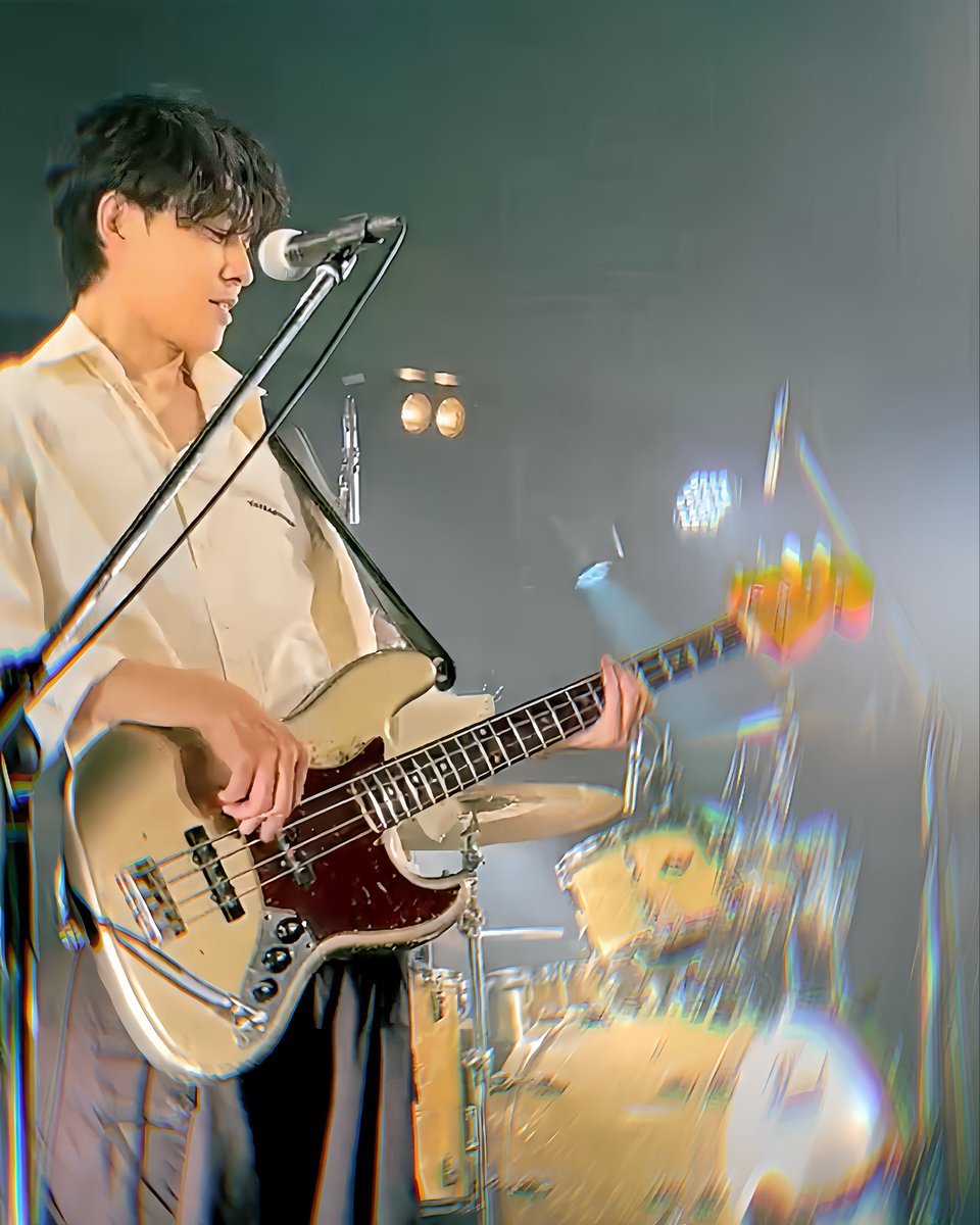 jinn_motoki's tweet photo. この4人でなければ、鳴らせない音がある。
この4人でなければ、見れない景色がある。
この4人でなければ、生まれないグルーブがある。

だから、止まるわけにはいかない。
まだ、終わらせるわけにはいかない。

答えは、ライブハウスで。 https://t.co/QKQ6sXGPMJ