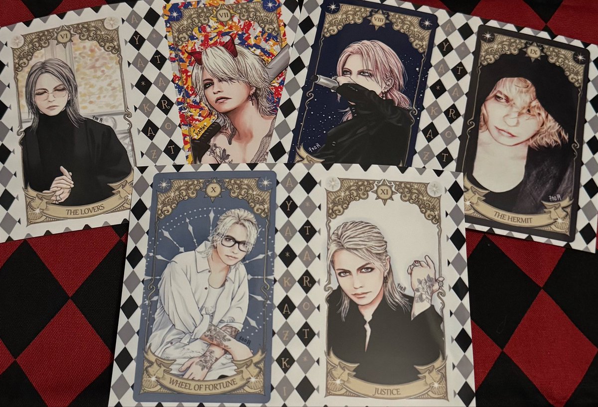 aya_kazki's tweet photo. ネップリ二週目ですー☆
この中で隠者だけ過去の色鉛筆画です。
恋人は、窓辺でこんなふうに居てくれたら素敵だなという妄想から配置しましたw
よかったらどうぞ💁‍♀️
セブンイレブン2Lサイズ
🕛29日23:59まで
1️⃣ 7M77CPMX
2️⃣ AQYEL9JF
3️⃣ 874LAPYT
※データ加工・二次利用禁止 https://t.co/jwEcvfp8oZ
