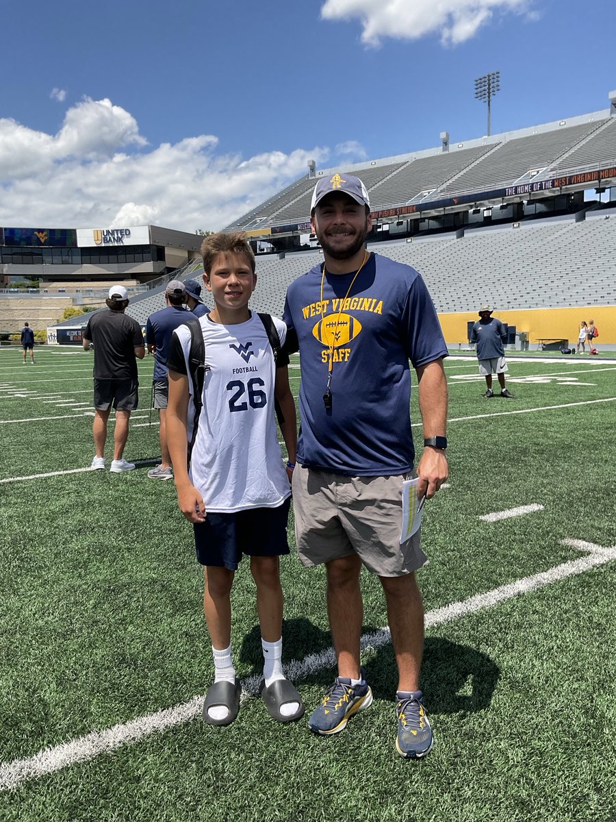 Laser Luke | Under Armor All - American QB 2031 tweet media