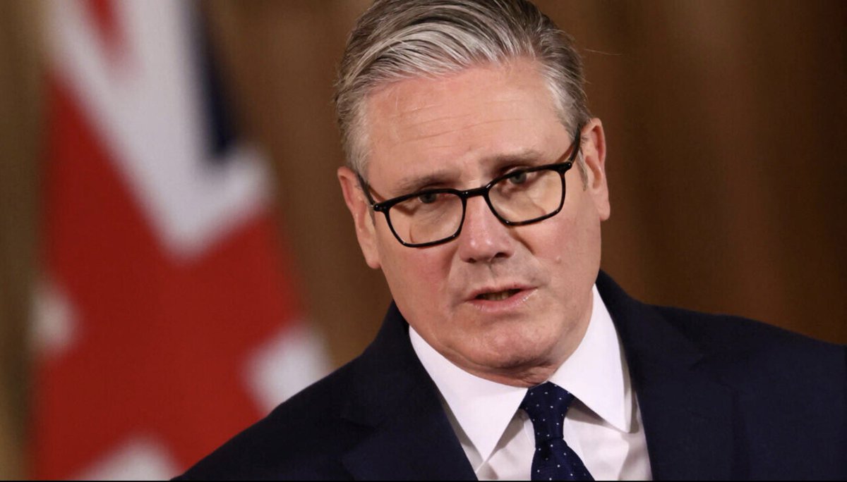 ArchRose90's tweet photo. If the reported timetable of Keir Starmer’s departure holds, his time as Prime Minister will be shorter than Boris Johnson’s time in office.

Absolutely hilarious given his grandstanding on sleaze, corruption and chaos. https://t.co/JfKQqTMb3A