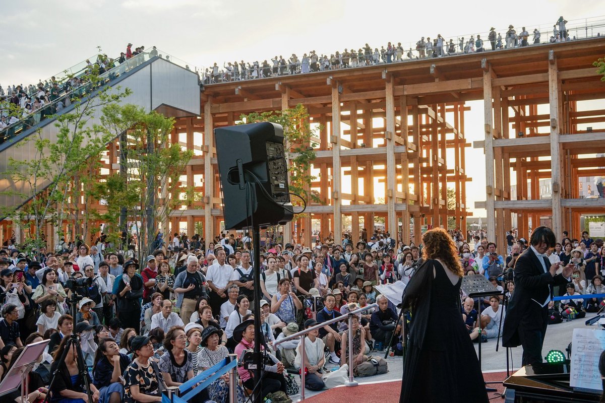 serbiaexpo2025's tweet photo. 6月21日は「世界音楽の日」。
ベオグラード万博2027のテーマは「人類のためのあそび ~すべての人のためのスポーツと音楽~」ですが、大阪・関西万博セルビア館が行った、セルビアと日本を音楽で繋ぐSix by SixコンサートやIRIS ~クラシック音楽コンサート~を振り返りましょう🎶
#PlayforHumanity https://t.co/DunnR6cKuR