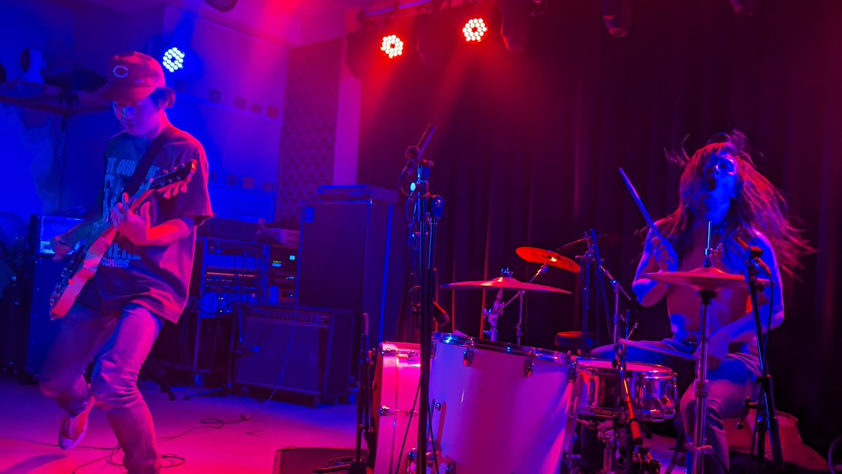 cure_the_blues's tweet photo. ネジ音Vol.18 『Nobody Beats』
7月11日(土)
大阪西成クラブウォーター

💣️ロリータ18号
💥エチュバリア
💣️イグワナズ
💥怪我童子
💣️YEH!YEH!S

前売3000円 当日3500円 (+1D600円)
op17:00 st17:30 
予約はクラブウォーター
又は各バンド、ネジまで

エチュバリアが弾ける姿を是非になのです‼️ https://t.co/LBBxZHWrSp