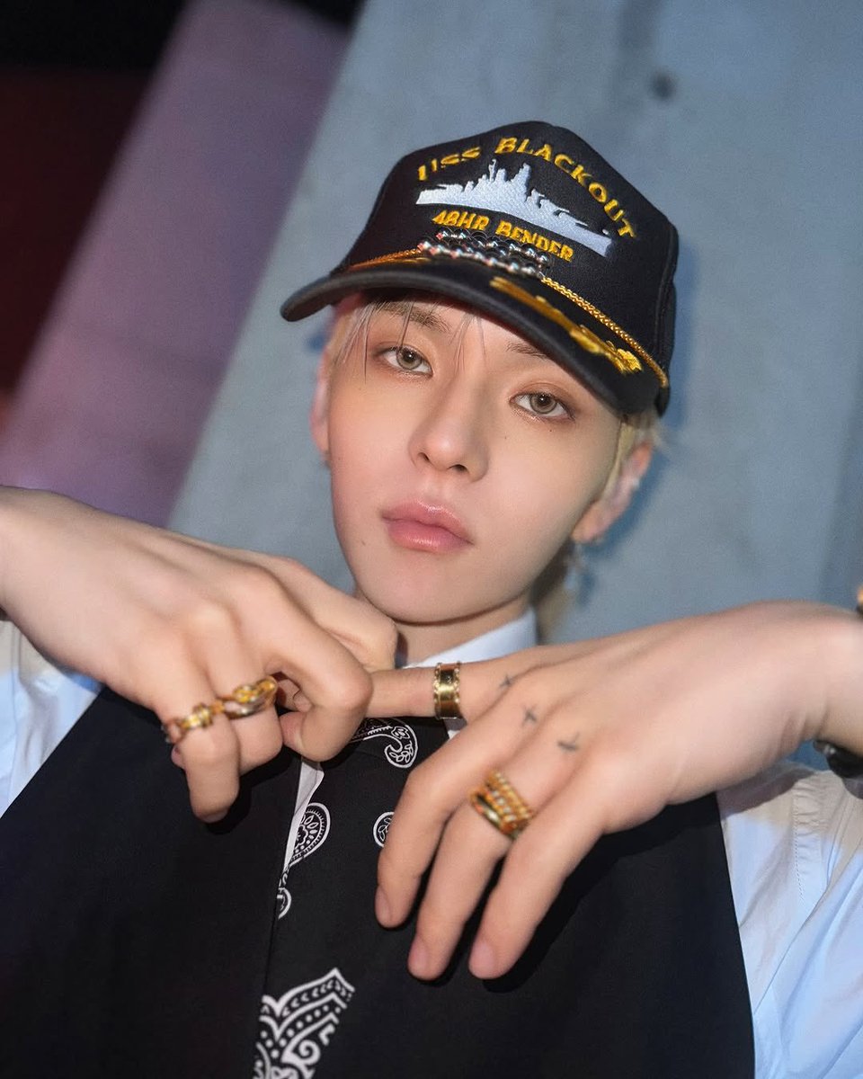 YSHR_18's tweet photo. dailyfashion_news 인스타 #요시 #하루토 🖤 https://t.co/OjkocbCs4v