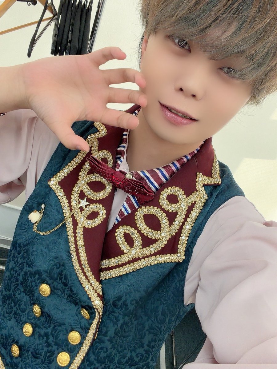 prgn077's tweet photo. ⟡.·*.お友達募集中⟡.·*.

現場参加なかなか出来ませんが仲良くしてもらえると喜びます←
呼びタメ大歓迎です！
無言フォローおk🙆‍♀️
話しかけに行きます･*･:≡(　ε:)
 #Cloudten
 #Cloudten好きな人と繋がりたい
 #上野誠治
 #もちもち
 #あづ https://t.co/ZgBNNKnWPd
