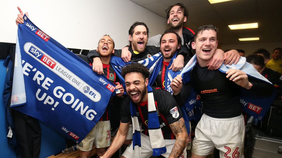RoversCentral_'s tweet photo. Derrick Williams has announced his retirement from football. 

Williams made 152 appearances across five seasons for #Rovers, playing a key role in securing the club’s promotion back to the @SkyBetChamp in 2017/18. 💙🤍

#Rovers 

📸 @Rovers  https://t.co/EGRcn6IJIk https://t.co/WrsOp4xoQe