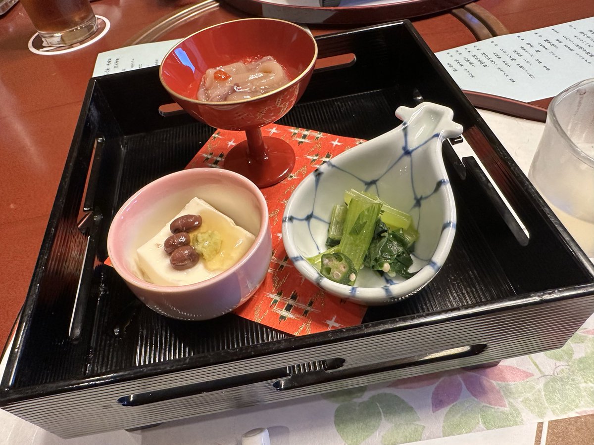 ShoheiFX's tweet photo. 会食└(’ω’)┘写真撮るの下手すぎて全部AIにしたい https://t.co/D81C9kfCHA