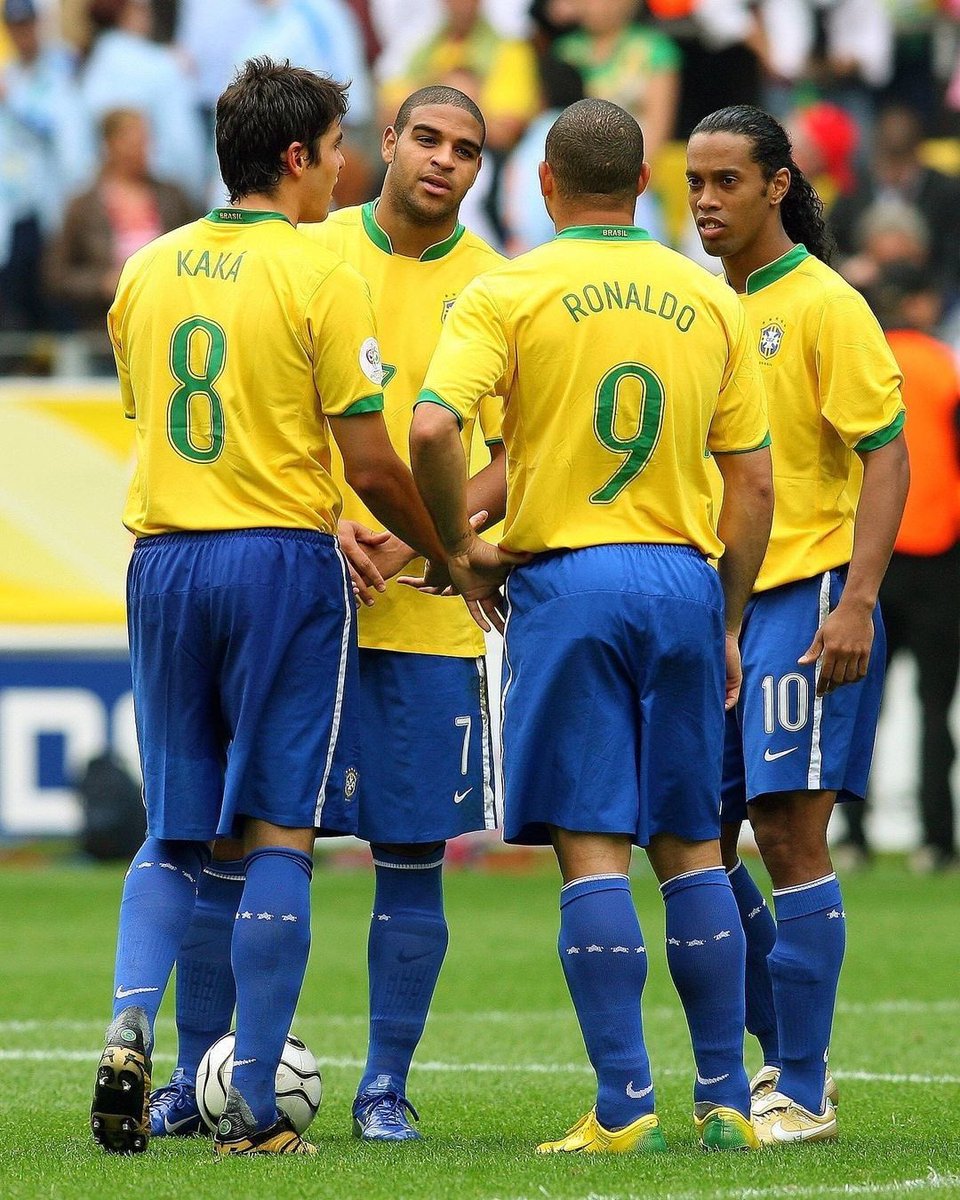 95_Nomad's tweet photo. @KAKA They shouldn't forget their friend Adriano 💔 https://t.co/dftbLSVuvL