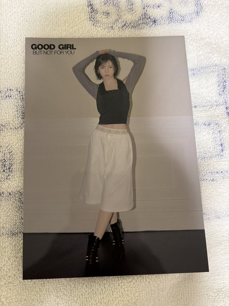 kyaaa2828's tweet photo. やっと届いたラントレ開封🎁

スタートはマヤ様から💜

#NiziU #NiziUラントレ #TooBad https://t.co/MO6TiQd46P