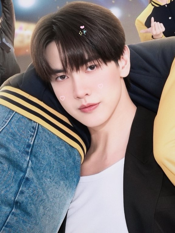 limnannii's tweet photo. หล่อ น่ารัก เหมาะสมกันมากกก 🎮🐻˚₊·

#ซอโซ่ล่ามธีร์ #BeMyPlayerTwo 
 𓐄 ⟢ #แม็กกี้บาส ♡ https://t.co/kK3tEDha8E