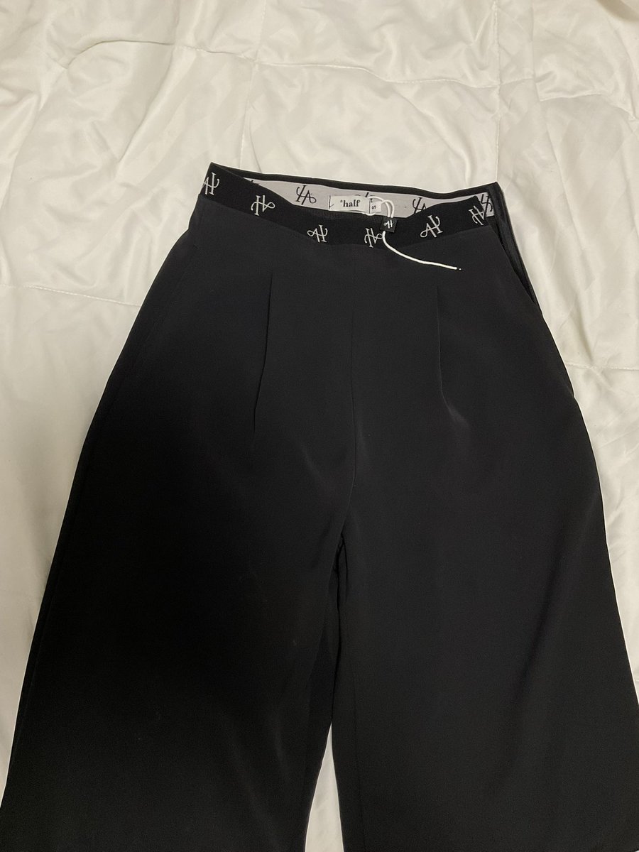 usedbynor's tweet photo. กางเกง ahalf xs 220(shop 750) https://t.co/dWNCzZRMp4