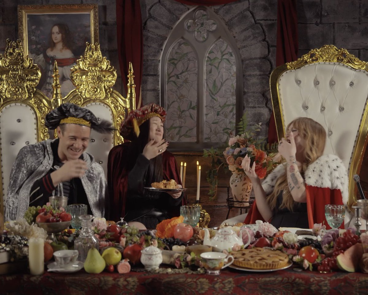 orangechickened's tweet photo. #rememberwhen they drop this video? 🥹 https://t.co/gPCfD4kZCW