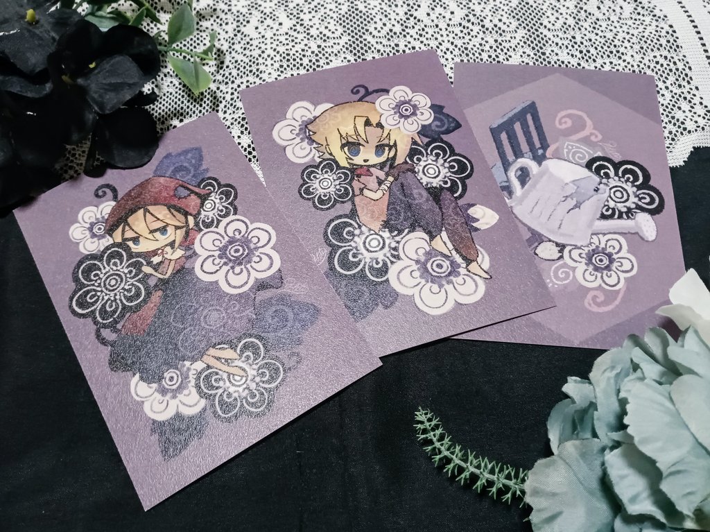 akitute's tweet photo. BOOTH通販を開始しました。

墓掘りの兄妹、花や虫、標本箱のような世界を描いています。
イラスト集『花の下に眠る』や、ポストカード・ステッカーなどを頒布中です。

少し暗くて静かな絵本のようなものがお好きな方へ。
https://t.co/Pb2vLWAJOh https://t.co/uCJBh7YJpP
