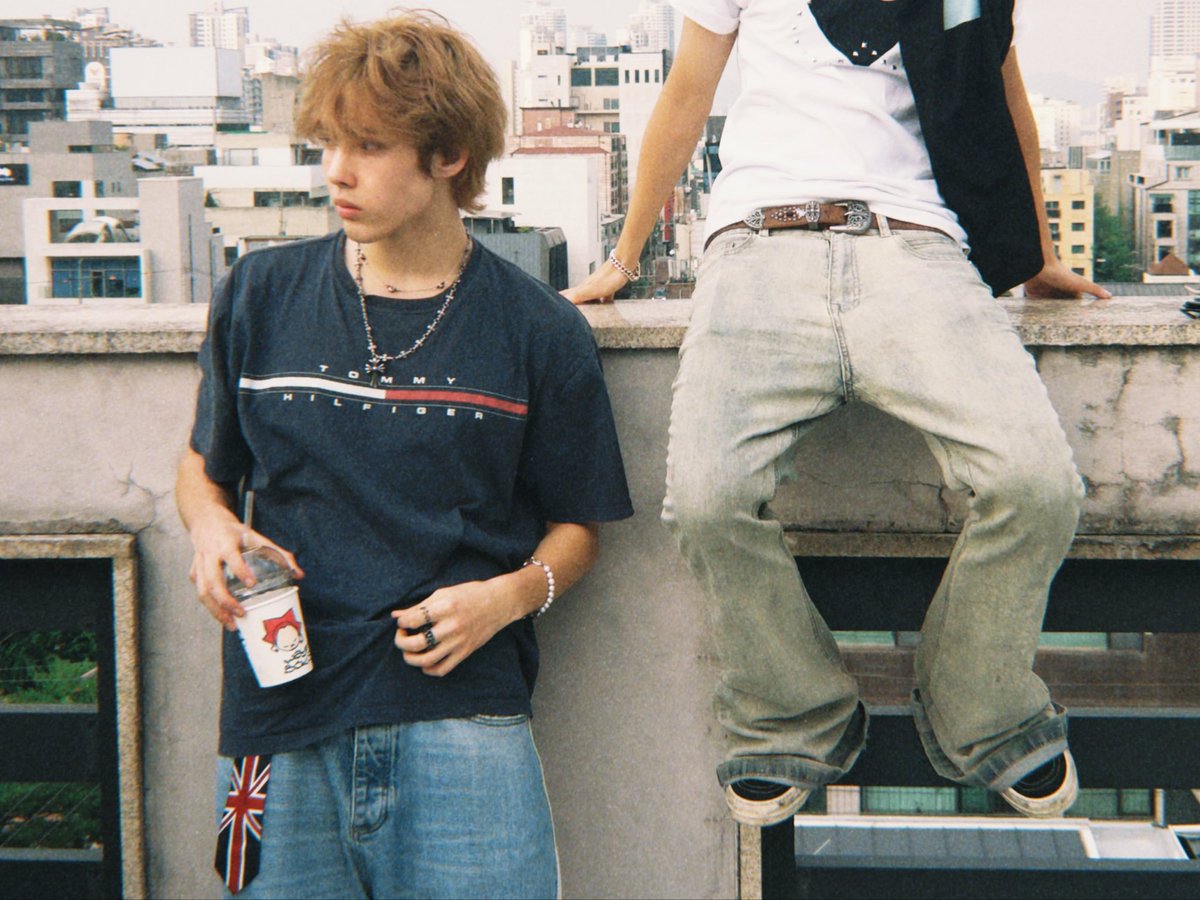 wayfboys's tweet photo. avg americano enjoyer #wayfboys https://t.co/jWmop8ExhF