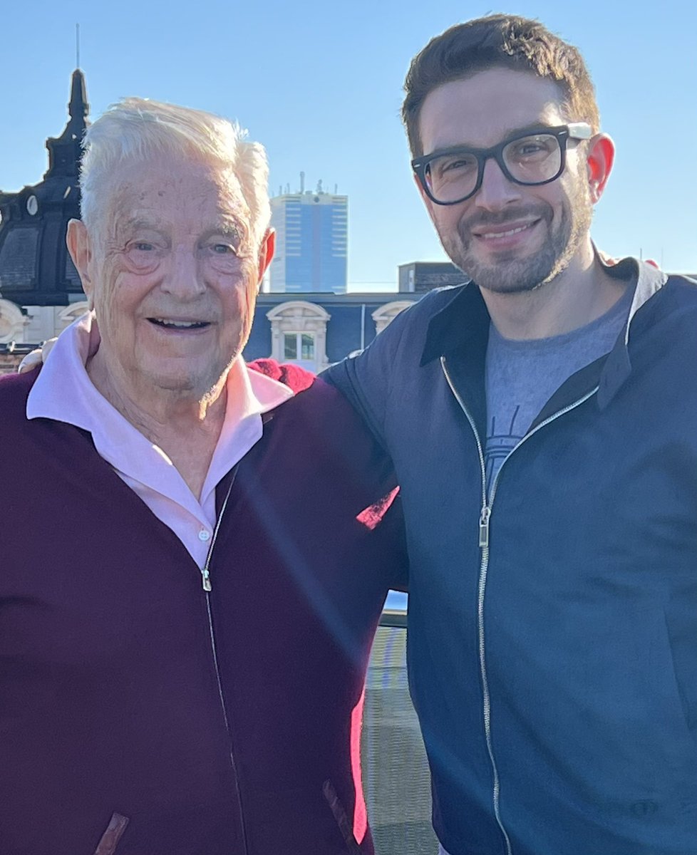 Rittenreloaded's tweet photo. Sánchez aplica la Agenda de Soros, destrucción de la familia y de la Cristiandad. https://t.co/2p4Wd6TPuI