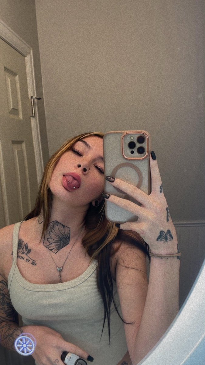 TheKingSlay24's tweet photo. https://t.co/C1wfEMrzT8
Dont forget to tip😏😏😏
#onlyfans
#OF 
#whitexxxx
#xxx https://t.co/k01vPwvY6P