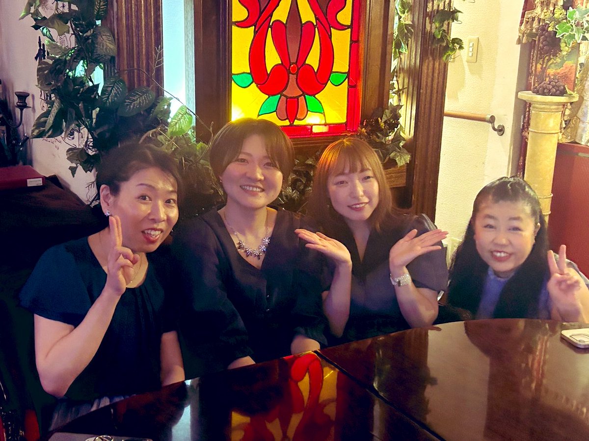 snykmn's tweet photo. #ArcusLive 終演いたしました🎤
急きょ駆けつけて下さった方もいて、沢山のお客様にお越しいただきました🙌🏻嬉しい🥹✨
めちゃくちゃ緊張しましたが、それを悠に超えるくらいの楽しさでした!!!幸せ😆✨
本当に、ありがとうございました✨✨
みっひーと滝ちゃんがくれたお写真♡と、ご一緒した皆様♡ https://t.co/Mpxn0crHmH