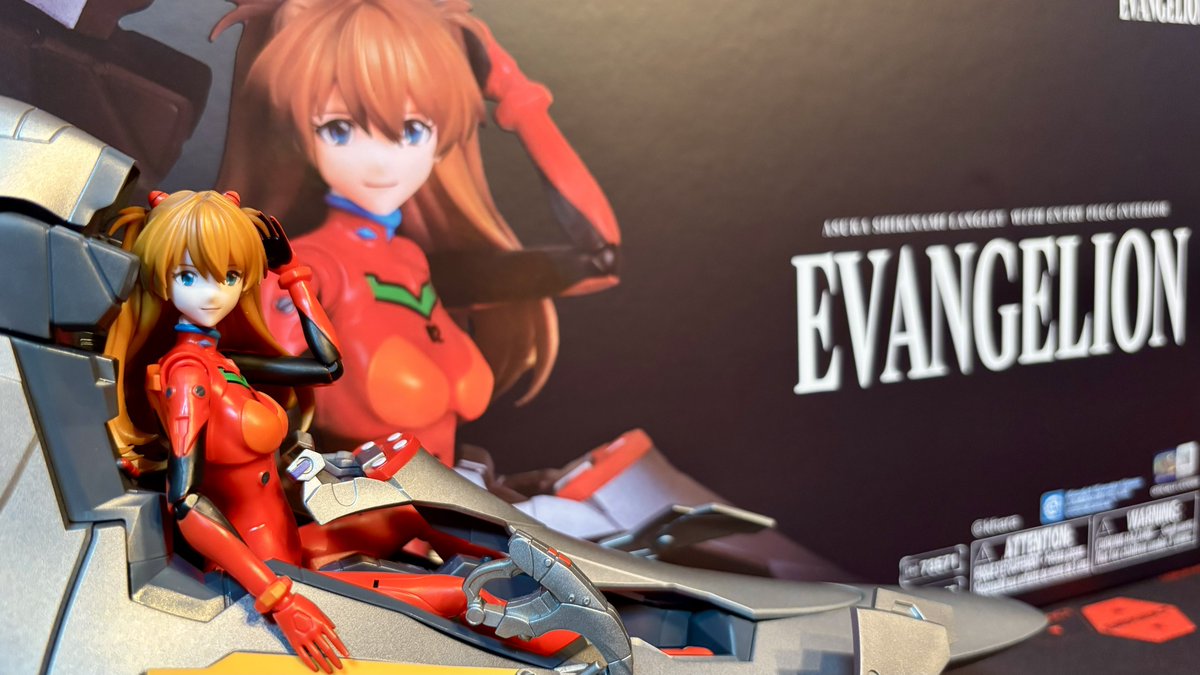 mnm02ask's tweet photo. BLOKEESのエントリープラグインテリア！

みんなが言ってたみたいに箱がめちゃくちゃでかくてびっくりΣ ( °꒫°  )

アスカ可愛いっ！
お顔めっちゃ好み(ᵒ̴̶̷᷄⌑ ᵒ̴̶̷᷅   )
前髪の長さ最高に好き！

フィギュアーツのアスカと一緒に座ってて貰うことにしたd(˙꒳​˙* ) https://t.co/1K0TDE5wxs