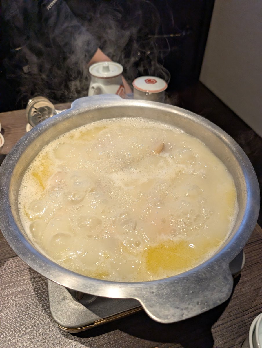 roniya400x's tweet photo. 福岡満喫！！
腹いっぱい！ https://t.co/EhwIW9ZxxL