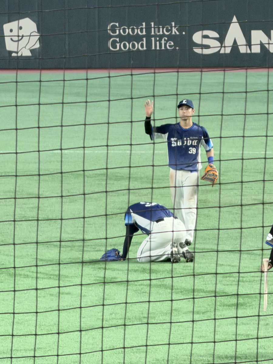 ShiShiNenNe's tweet photo. 綺麗なorzする甲斐野様 https://t.co/j49AzoSglV