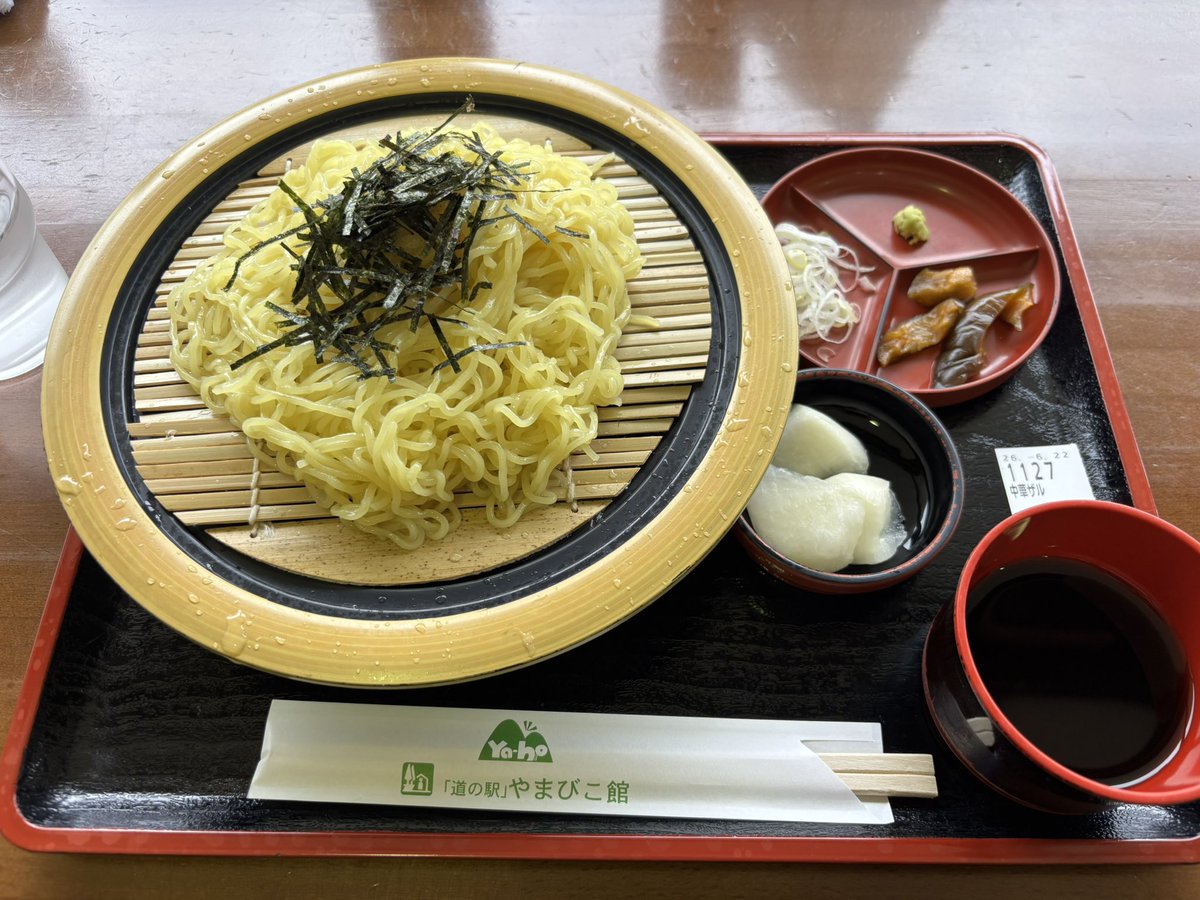 mi_2011's tweet photo. 今日は久慈と盛岡を宮古経由で往復しました。途中やまびこ産直館では中華ザルと豚キムチライスバーガーをお買い上げ。どちらも美味しかった！😊
#宮古市 https://t.co/DYErDAWm07