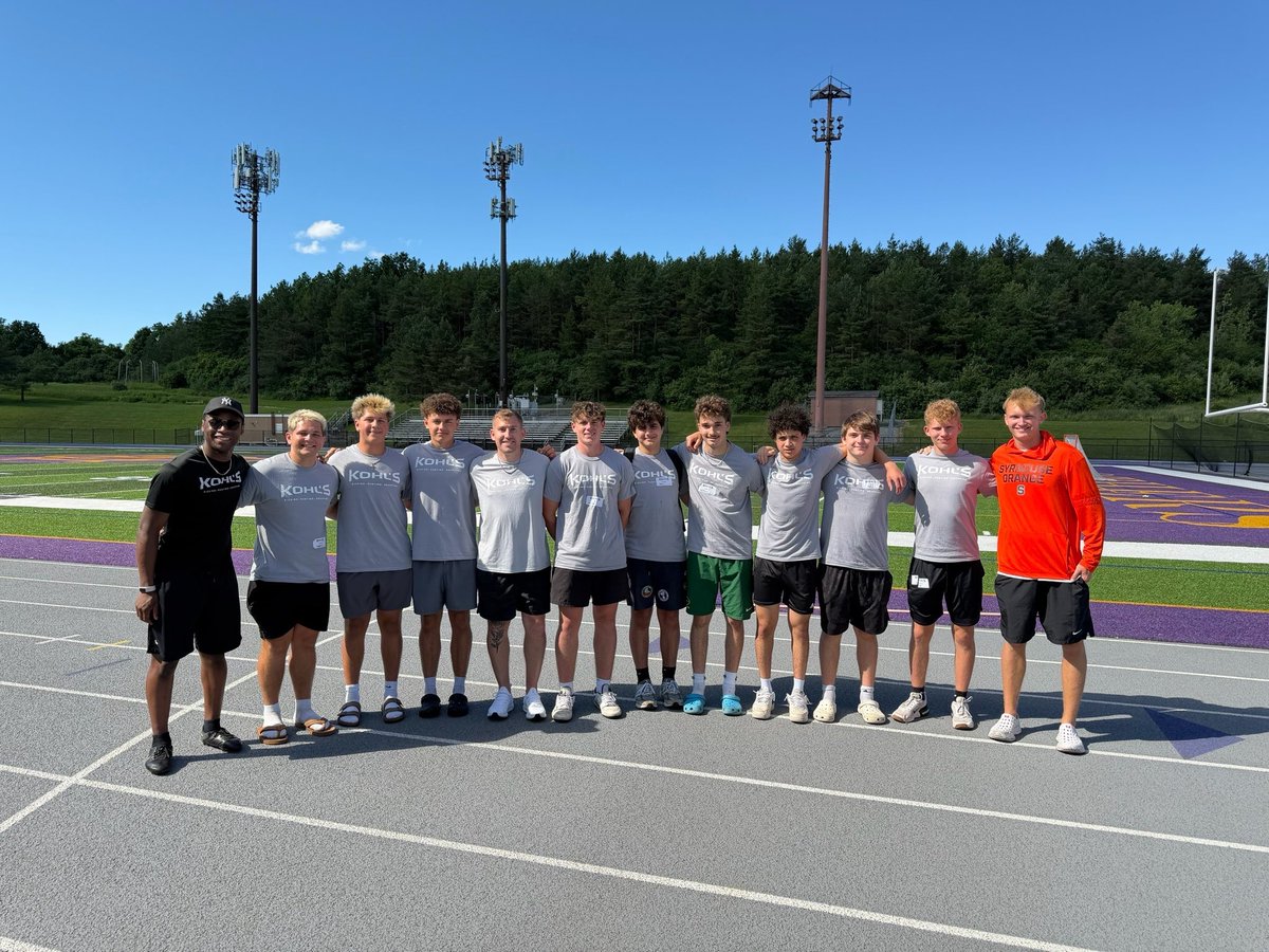 WilliamArgeris's tweet photo. Had a very good camp on saturday. I was able to get some good reps. Looking foward for the futur.
@KohlsKicking @97RyanJones https://t.co/sMGGrnXjzR