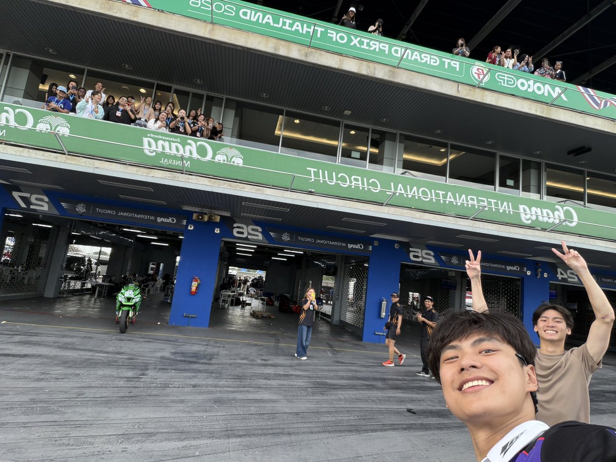 ohmpawatt's tweet photo. หมดแล้ว หมดจริงใช้ร่างกายหนักที่สุดในรอบ2เดือน หลังจากกระดูกข้อมือเคลื่อน เที่ยว(และเรียน)อย่างบ้าคลั่งที่ออส ยกเวดไม่ได้ แค่นี้ก็ภูมิใจแล้ว ขอบคุณทุกๆกำลังใจนะคั้บบ🫶🏻 https://t.co/opc33K3a4c