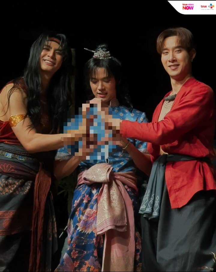 MMcuu_724's tweet photo. ไม่ห่วงนักแสดงละ กุว่าเค้าน่าจะชอบ🤣🤣🤣
#บุษบาเสี่ยงตรีน https://t.co/SuJ2QkHxo7