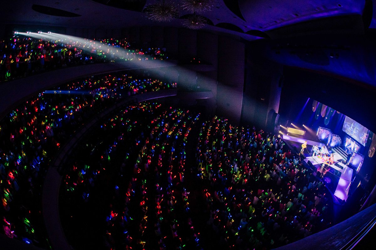 chaipa_mbs's tweet photo. CHAiPAスペシャル音楽祭
トップバッターは超ときめき♡宣伝部💘

【セットリスト】
1.超最強
2.どりーむじゃんぼ！
3.最上級にかわいいの
4.絶対的主人公

@sendenbu_staff 
#超ときめき宣伝部 #超とき宣 #ちゃいぱ

photo by @momoko_8k https://t.co/2OsTzkYtts