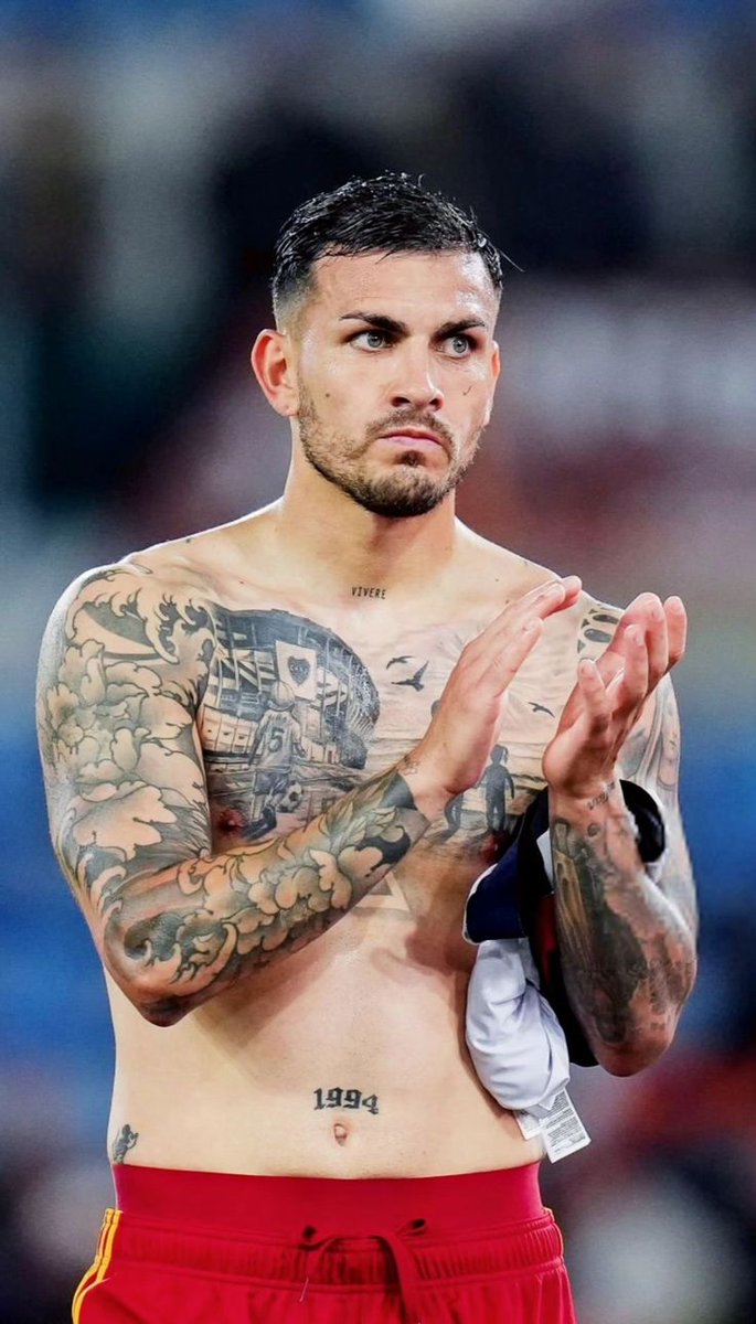 ModernMusess's tweet photo. Leandro Paredes https://t.co/a2U3mNLAvN